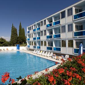 Hotel Plavi Plava Laguna-1